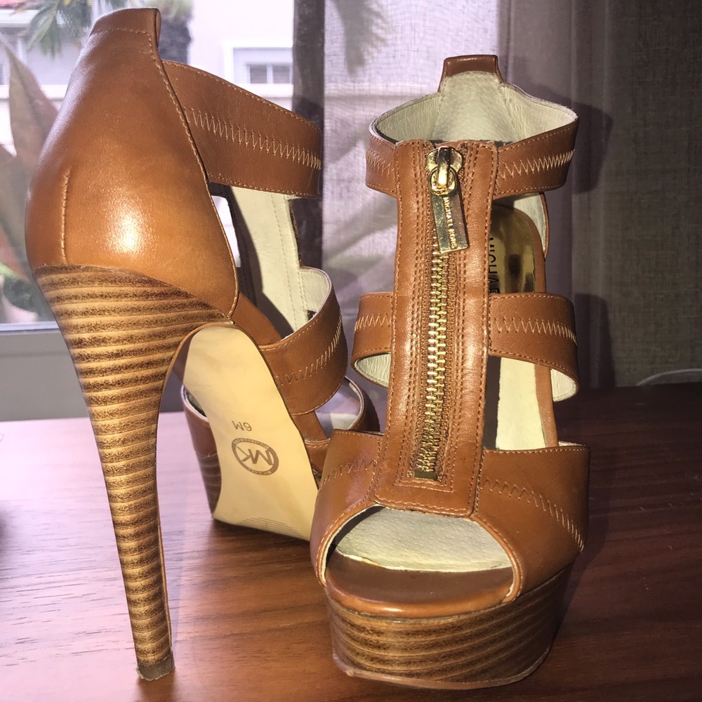 Michael Kors Berkley Platform High Heel Sa…